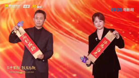 免费av在线激情电影